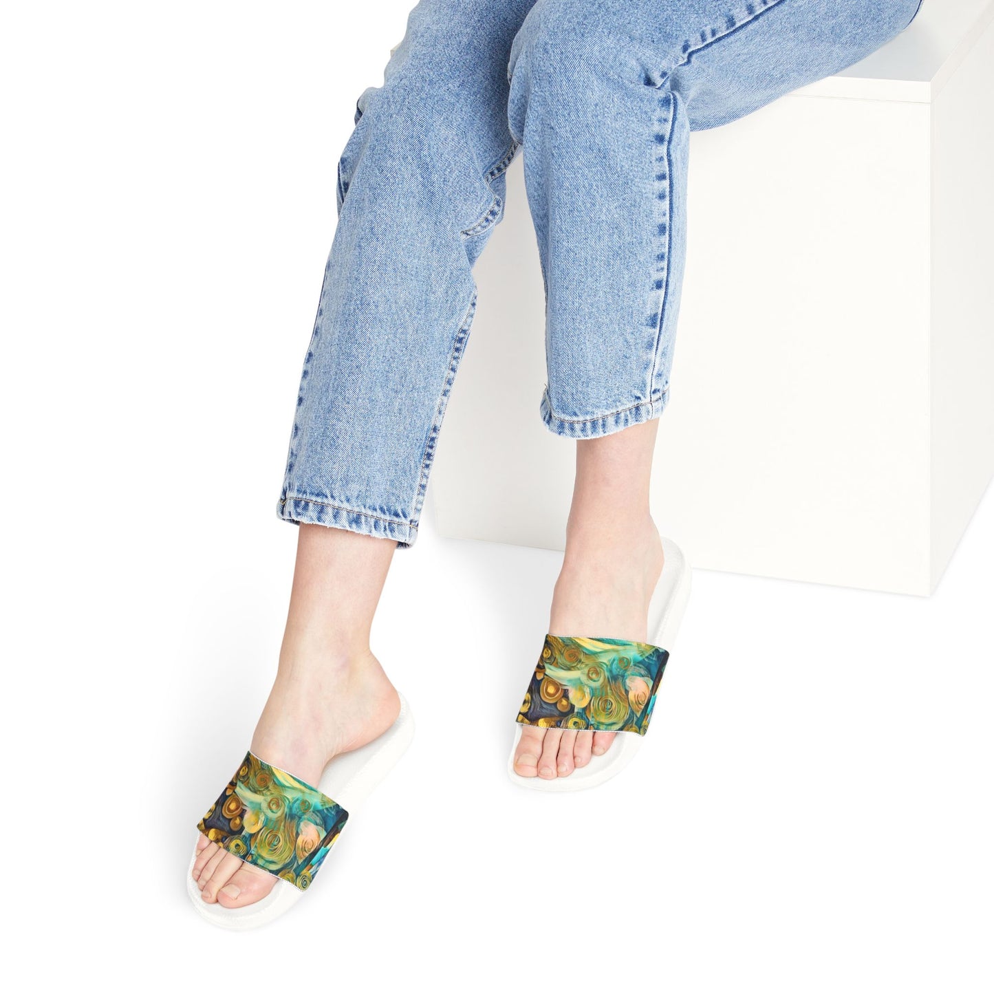 Copy of Stylish Women's Removable-Strap Sandals with Floral D esign