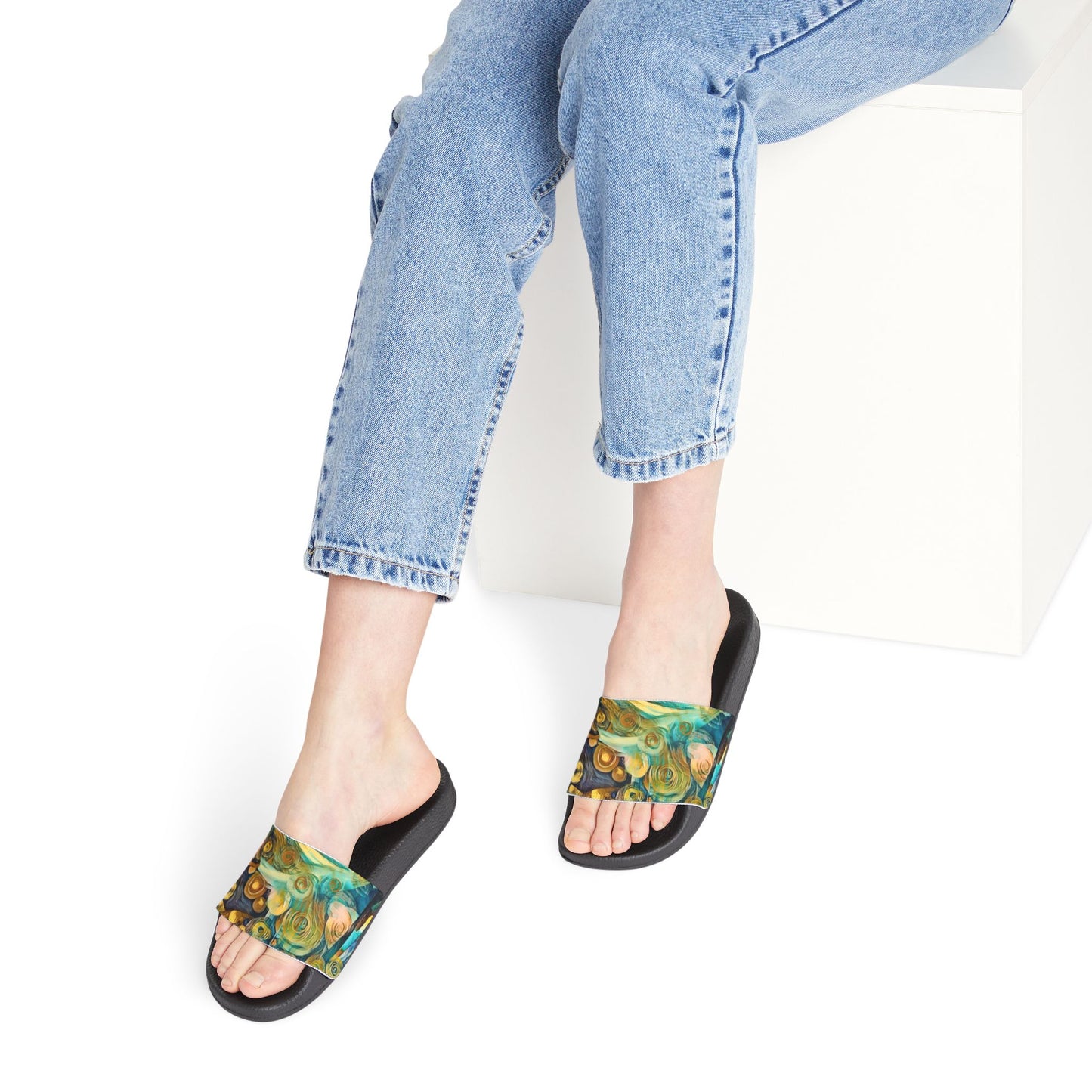 Copy of Stylish Women's Removable-Strap Sandals with Floral D esign